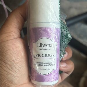 Liliana Naturals Eye Cream - Purple